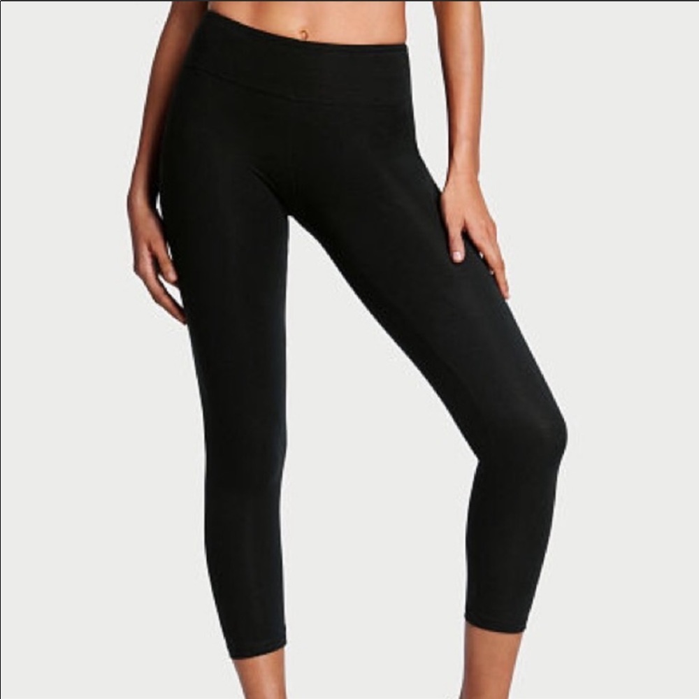NWT Victoria’s Secret: Extra Small Black Sheer Knockout Workout Tights - Picture 2 of 8